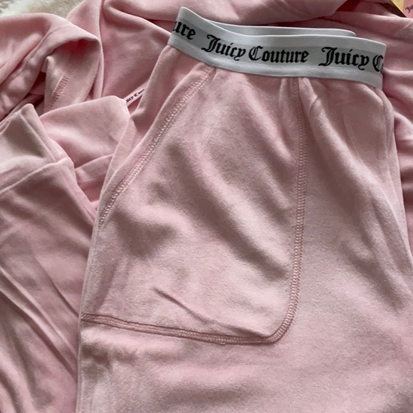 Juicy 🌸🌸Couture 🌸🌸bling loung set in Lola Pink NWT - Picture 7 of 9
